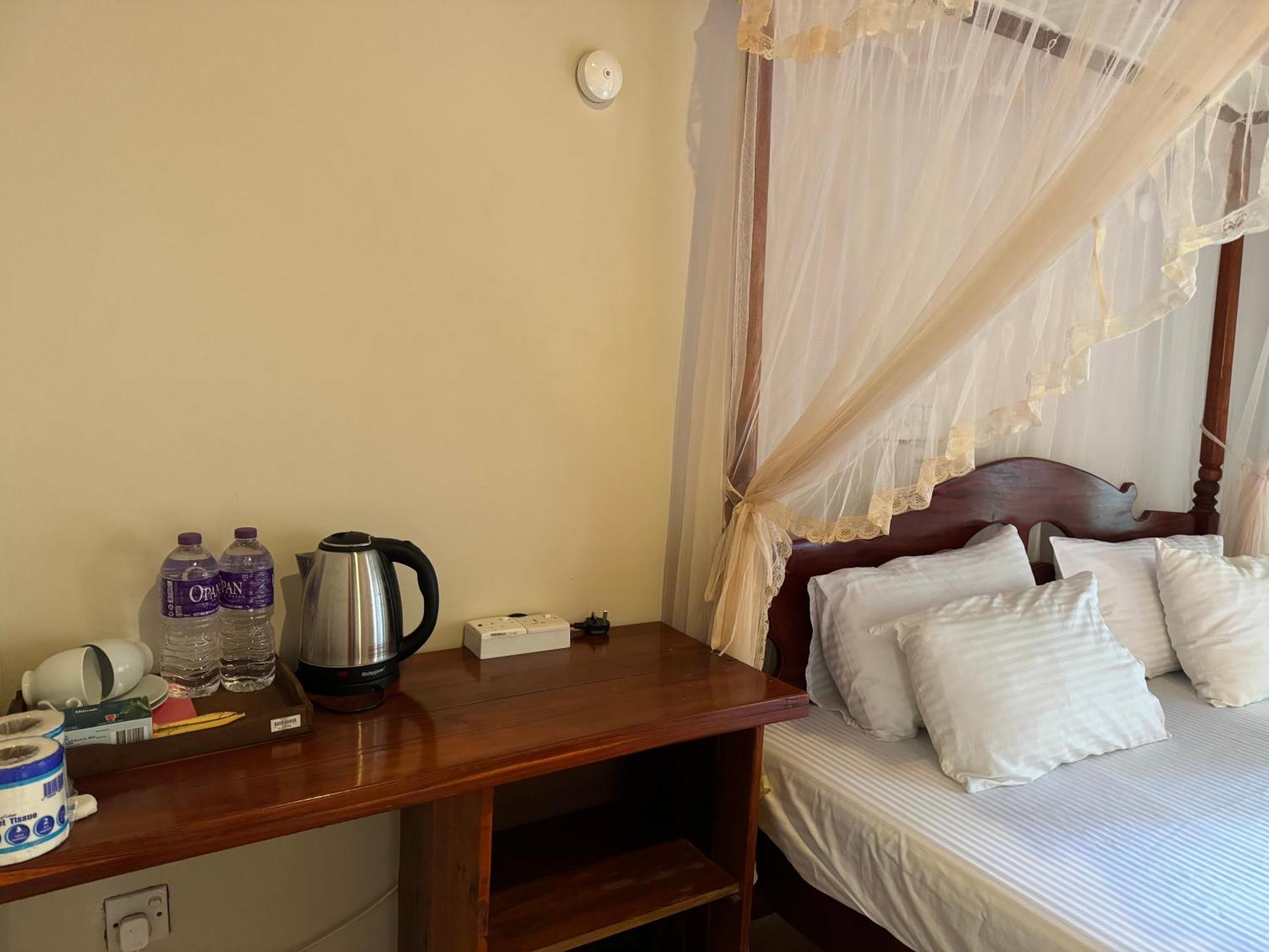 Brinkhouse Guesthouse , Unawatuna Beach 外观 照片