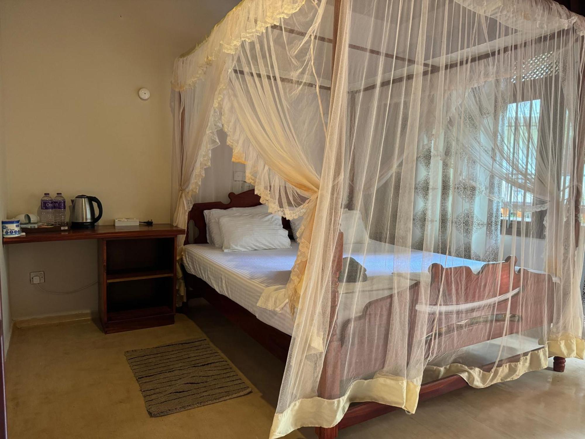 Brinkhouse Guesthouse , Unawatuna Beach 外观 照片