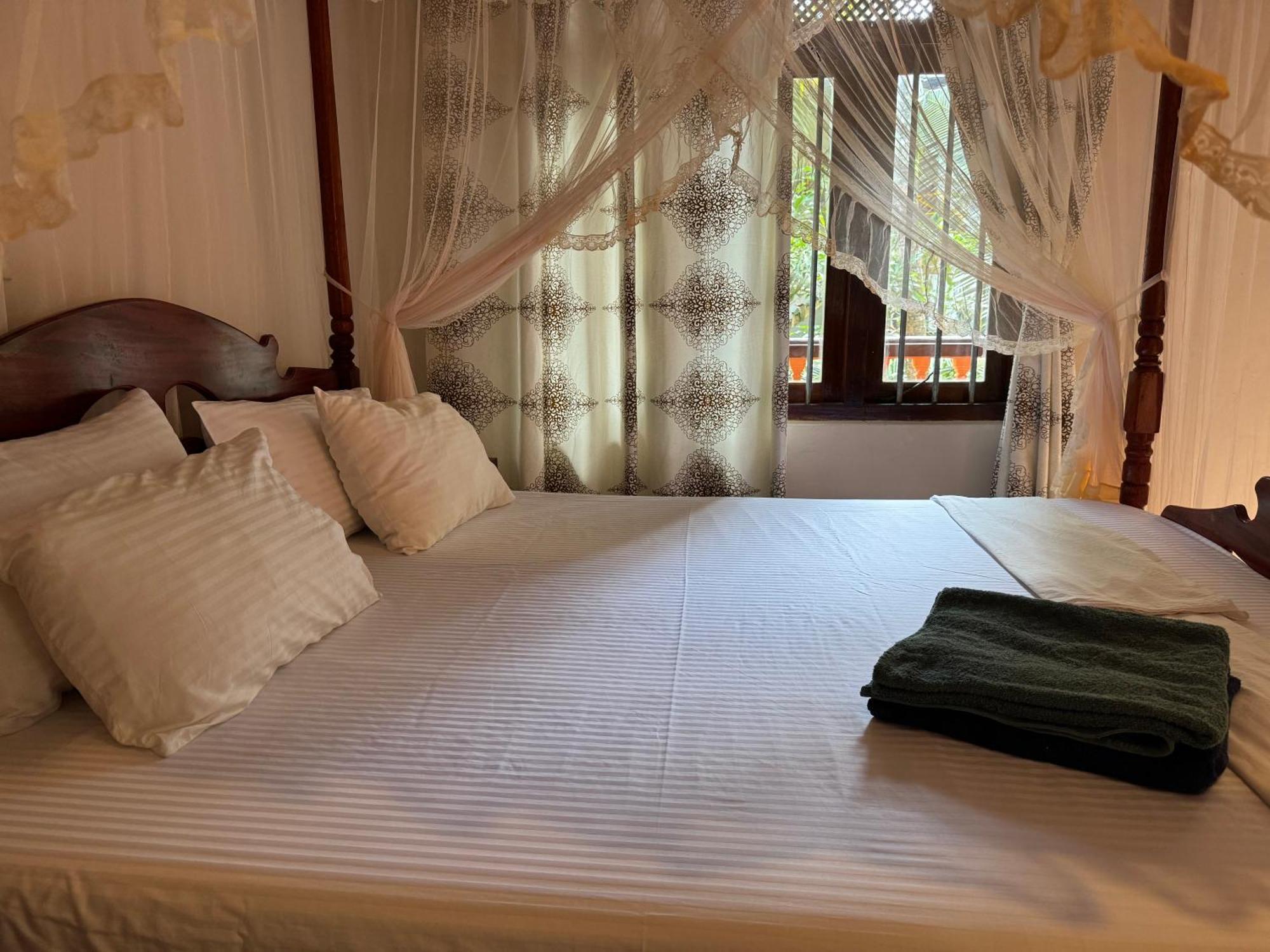 Brinkhouse Guesthouse , Unawatuna Beach 外观 照片