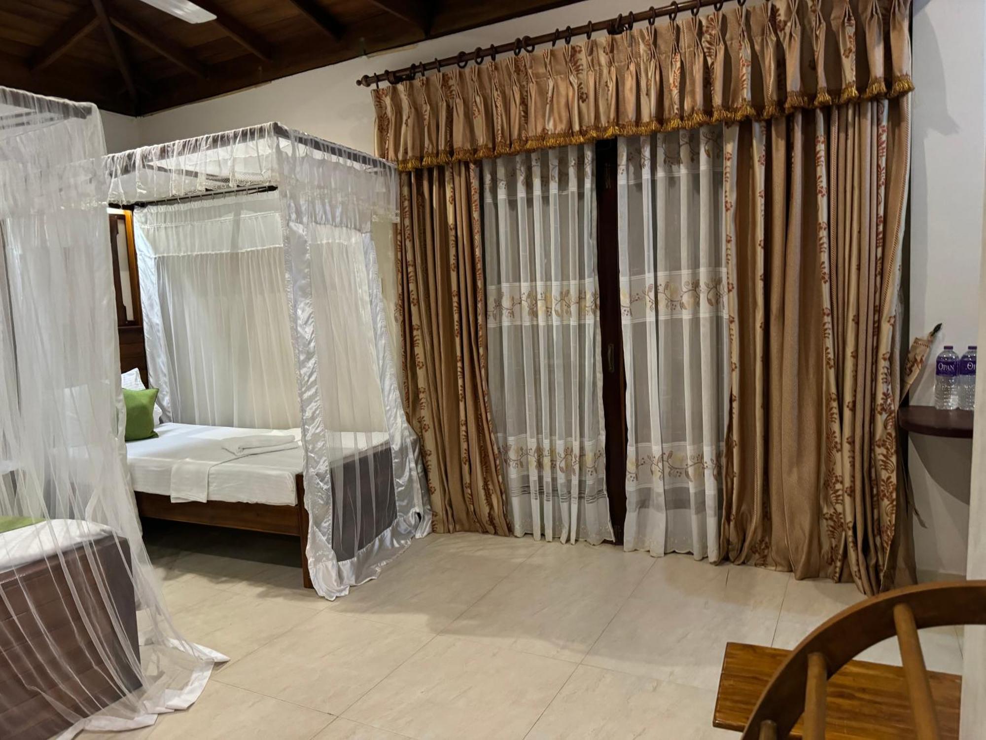 Brinkhouse Guesthouse , Unawatuna Beach 外观 照片