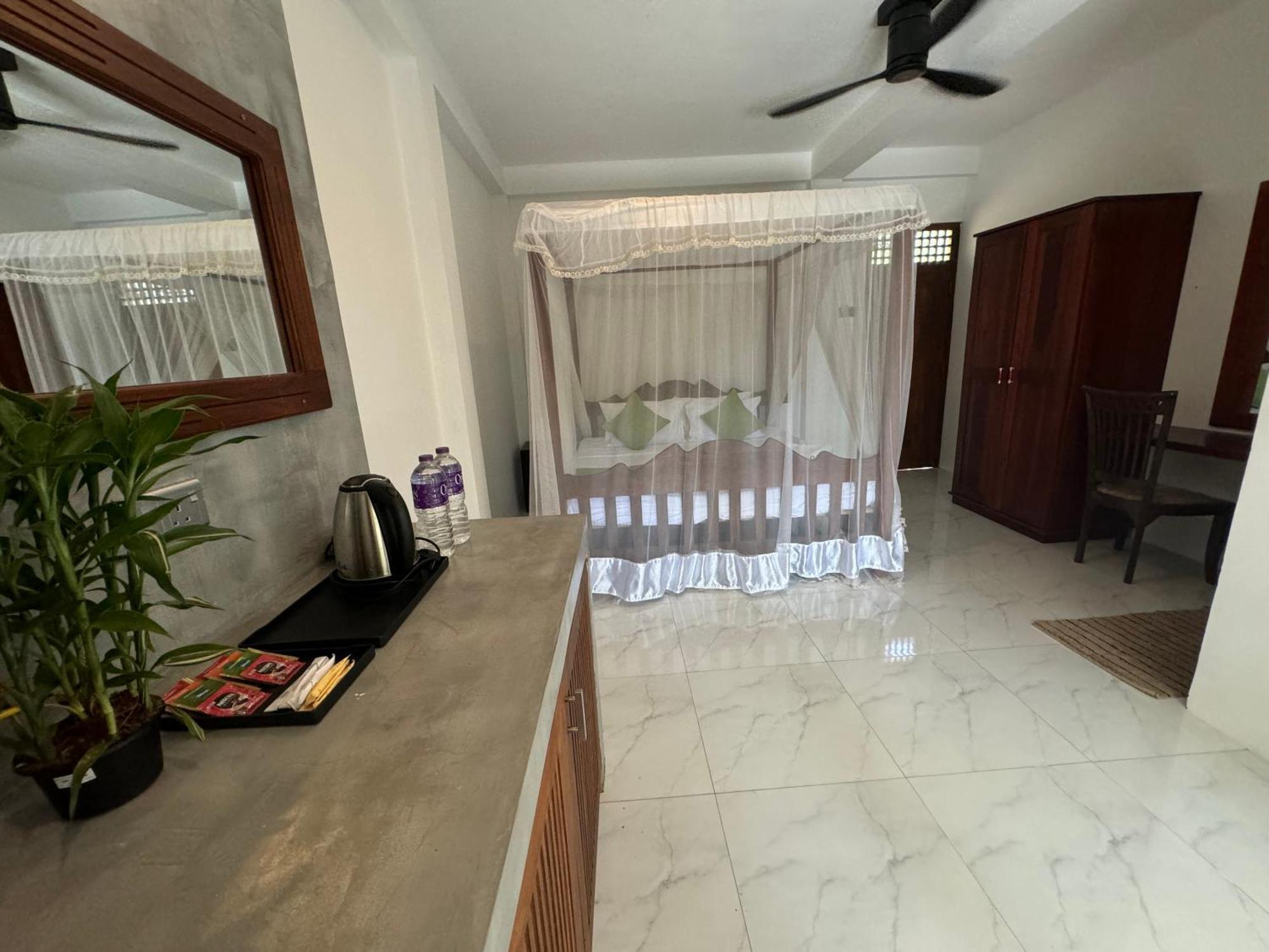 Brinkhouse Guesthouse , Unawatuna Beach 外观 照片