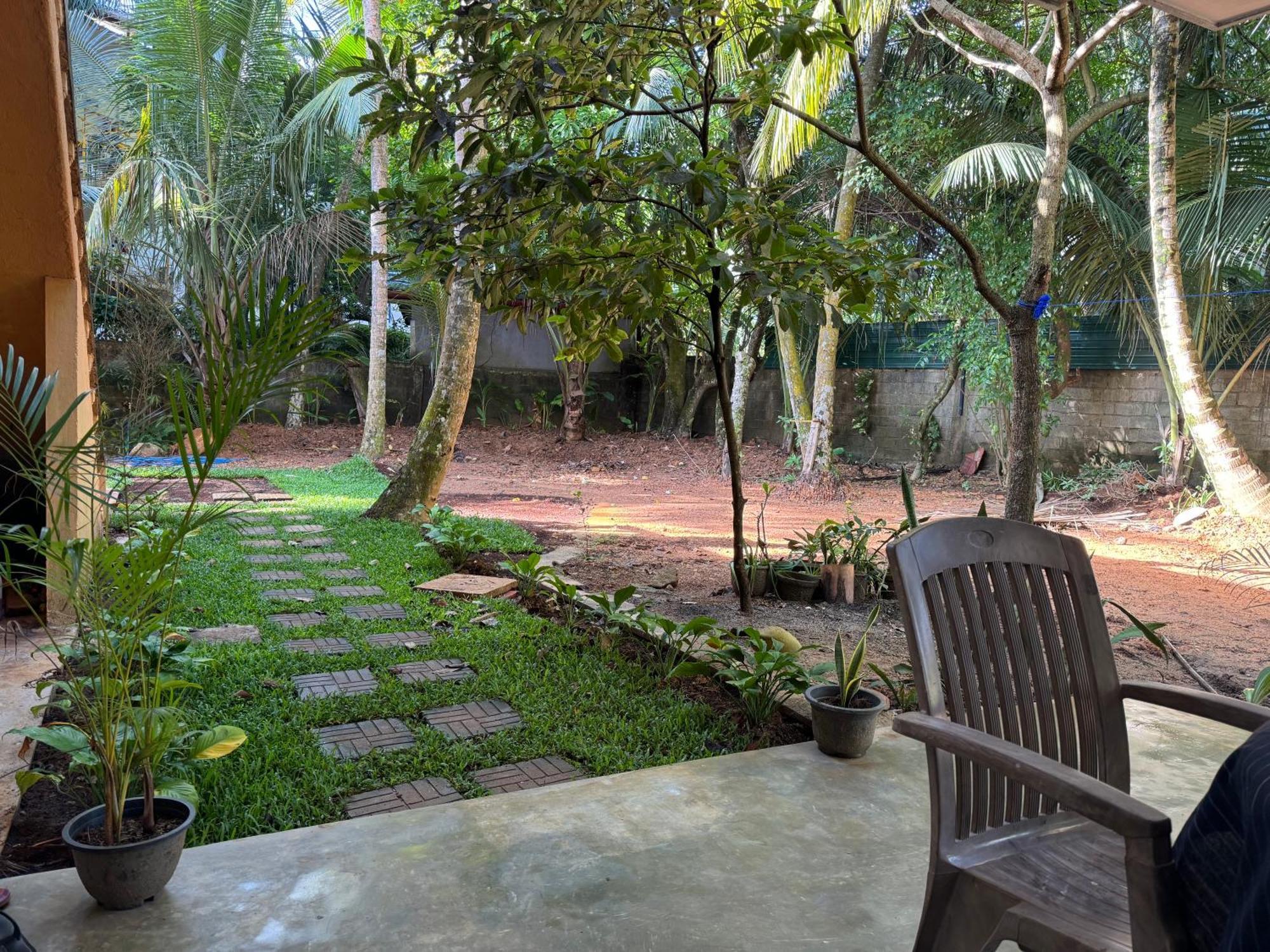 Brinkhouse Guesthouse , Unawatuna Beach 外观 照片