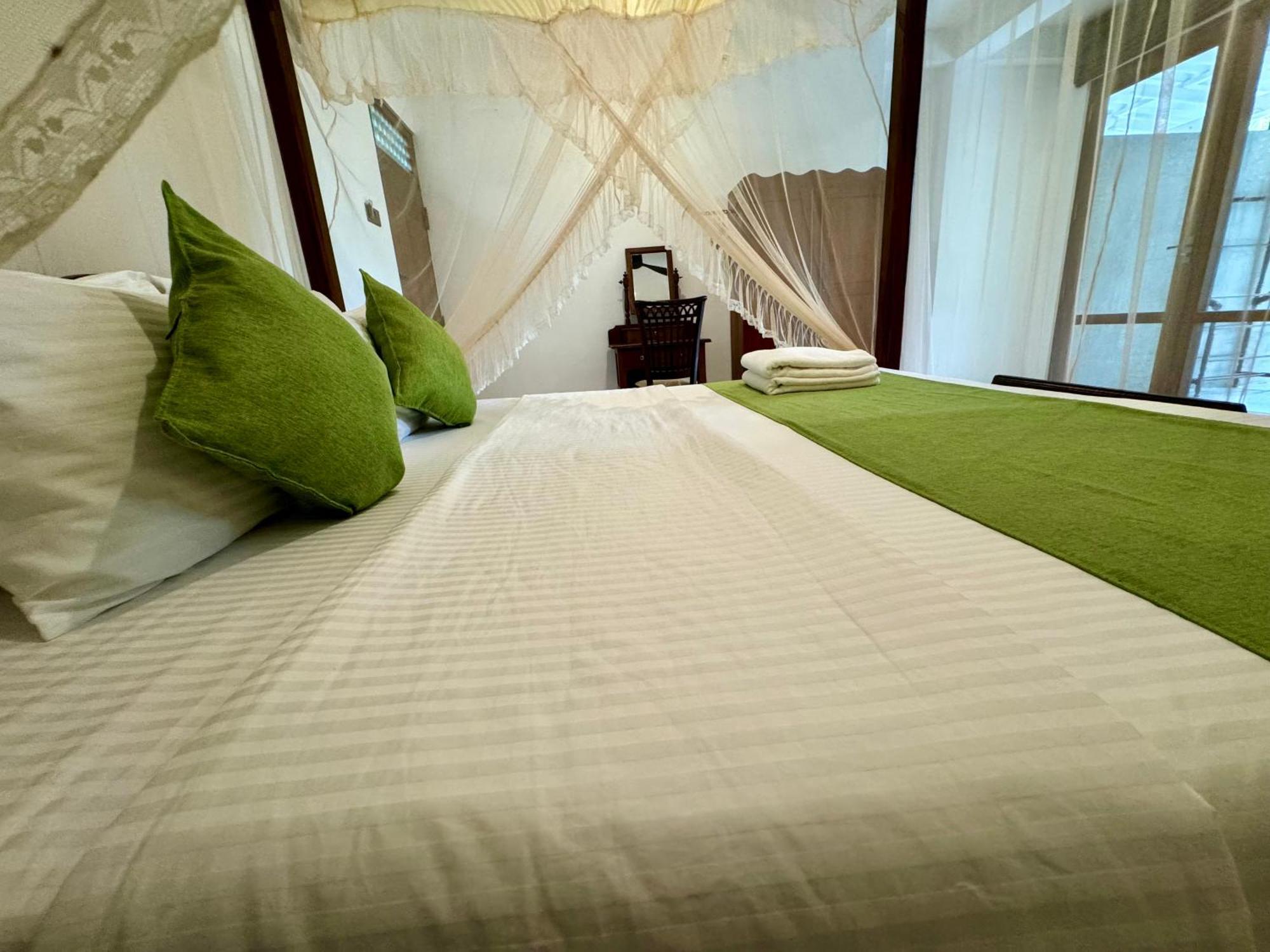 Brinkhouse Guesthouse , Unawatuna Beach 外观 照片
